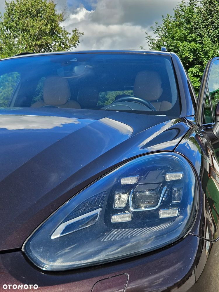 Porsche Cayenne Diesel Platinum Edition - 17