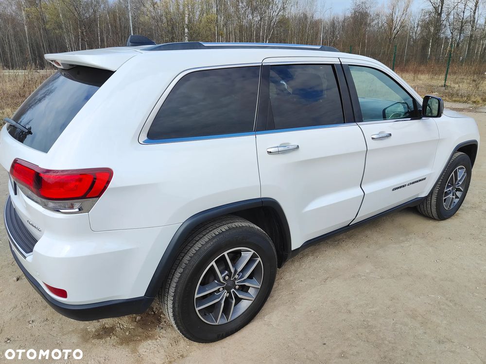 Jeep Grand Cherokee - 8