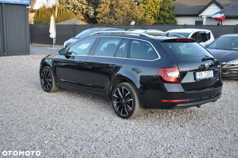 Skoda Octavia 2.0 TDI 4x4 DSG RS - 10