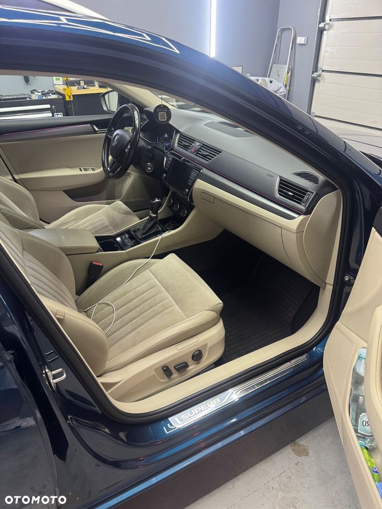 Skoda Superb 2.0 TDI DSG Style - 20