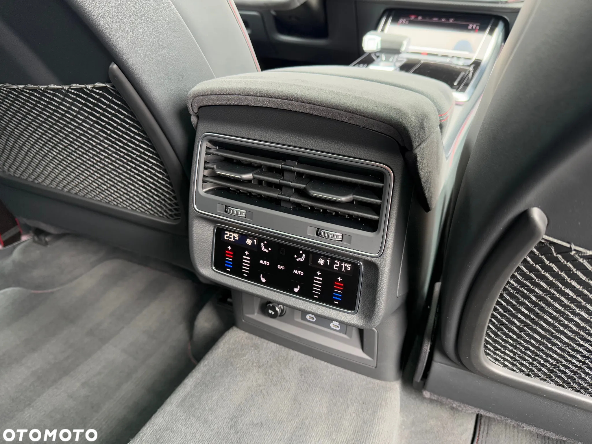 Audi RS Q8 RSQ8 TFSI Quattro Tiptronic Performance - 31
