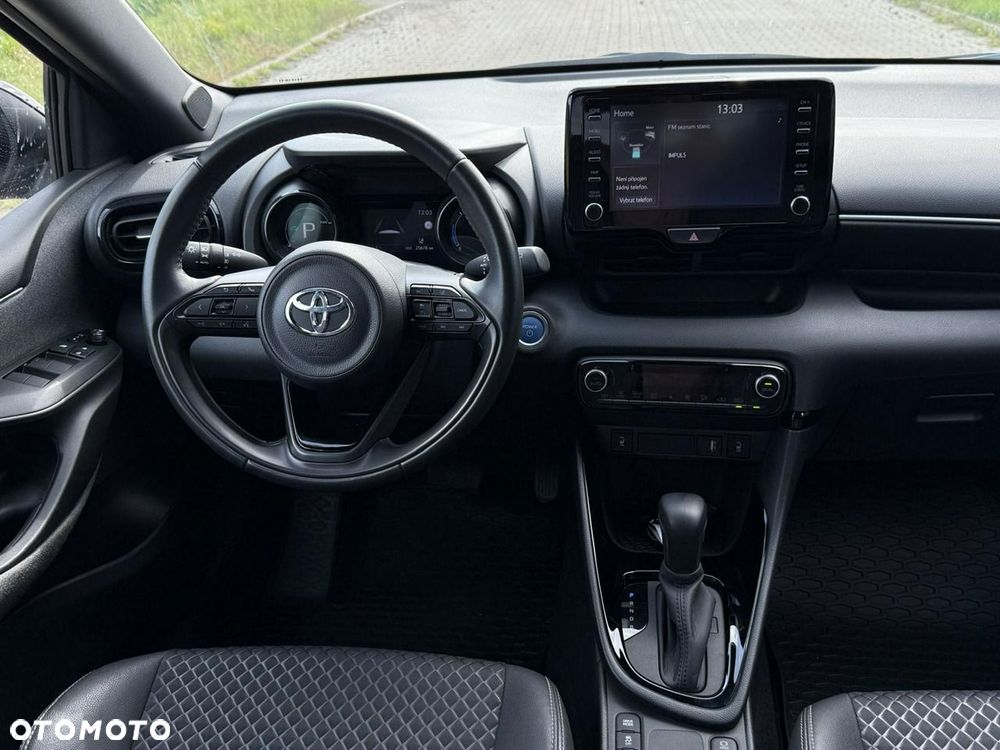 Toyota Yaris Hybrid 1.5 Executive - 26