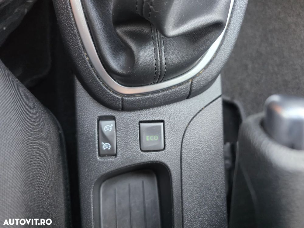 Renault Clio ENERGY TCe 90 Start & Stop LIMITED - 28