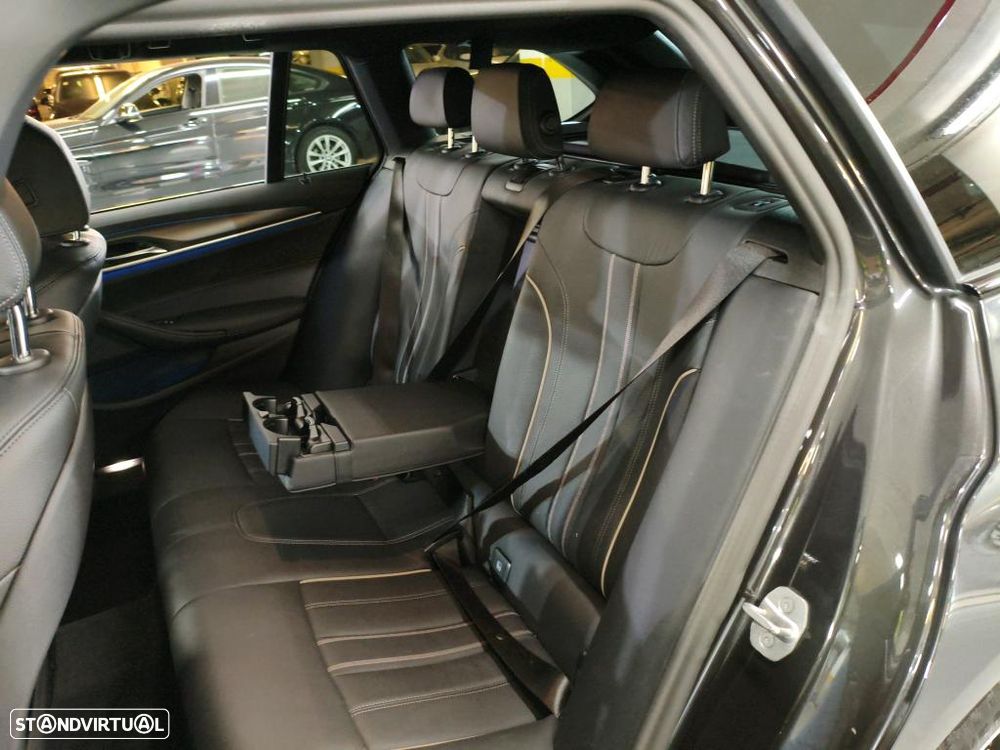 BMW 520 e Pack M - 9