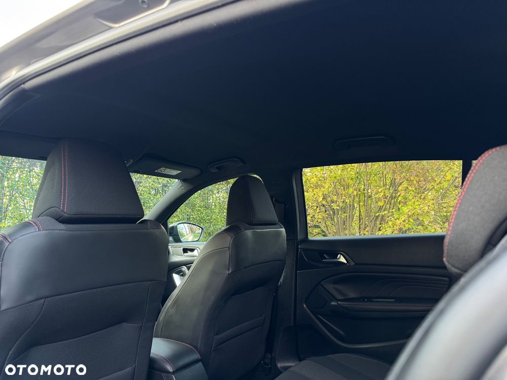Peugeot 308 BlueHDi 150 EAT6 Stop & Start GT-Line Edition - 29
