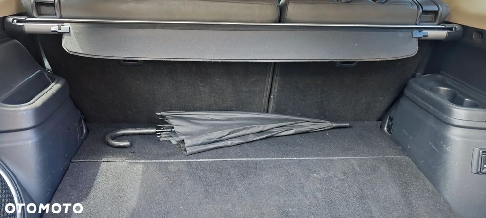 Mitsubishi Outlander Instyle NAVI + - 8