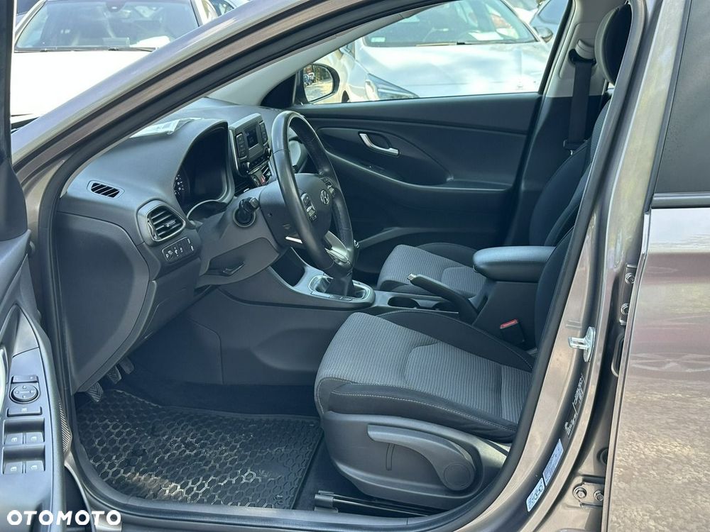 Hyundai i30 - 12