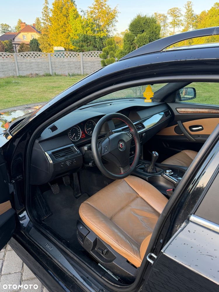 BMW Seria 5 525d - 8