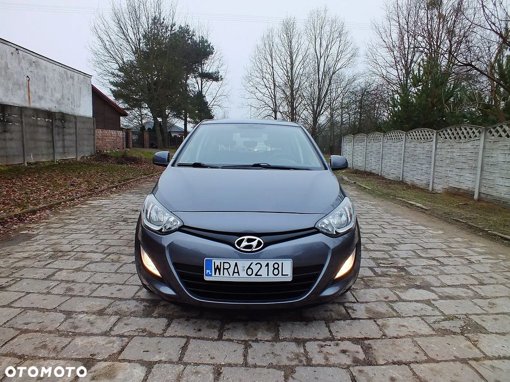 Hyundai i20 1.25 Comfort - 12