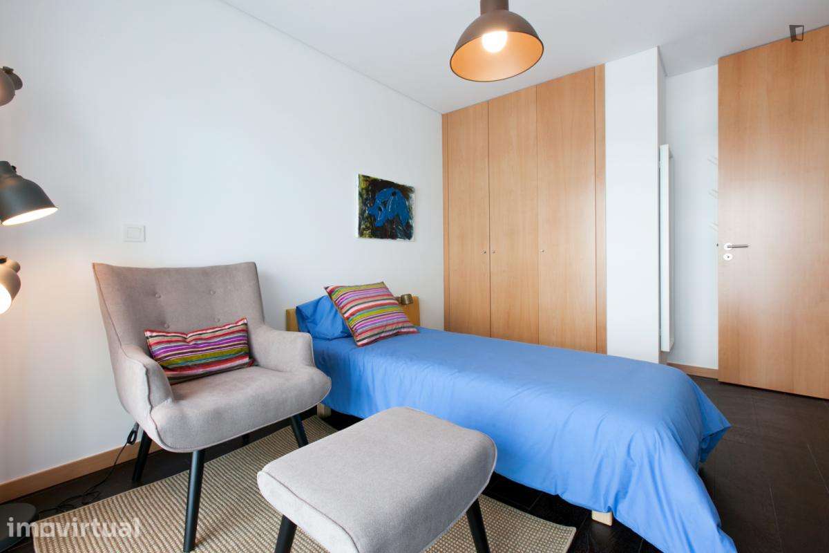 Apartamento com 2 quartos - localizado em Paranhos Porto - Grande imagem: 4/20
