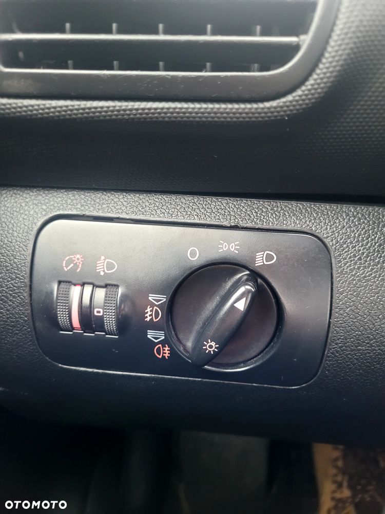 Seat Leon 1.9 TDI Top Sport - 10