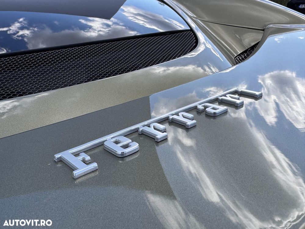 Ferrari 296 GTB - 8