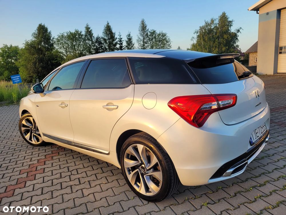 Citroën DS5 Hybrid4 Business Class - 33