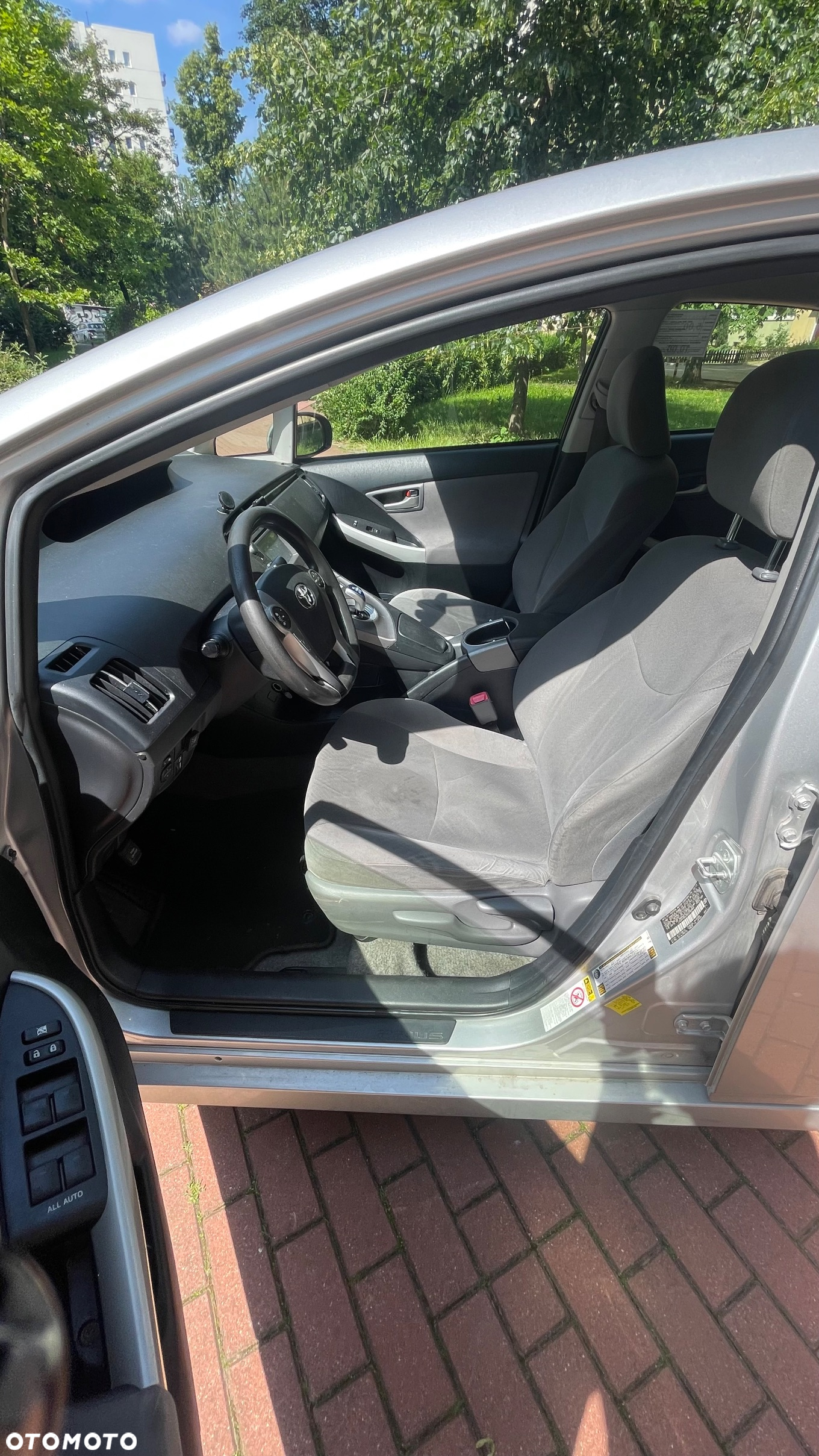 Toyota Prius 1.8 HSD Active - 14