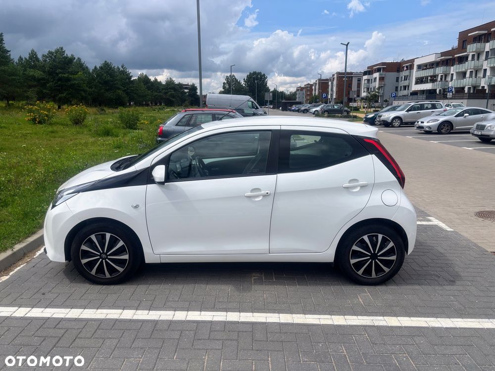 Toyota Aygo x-play - 2