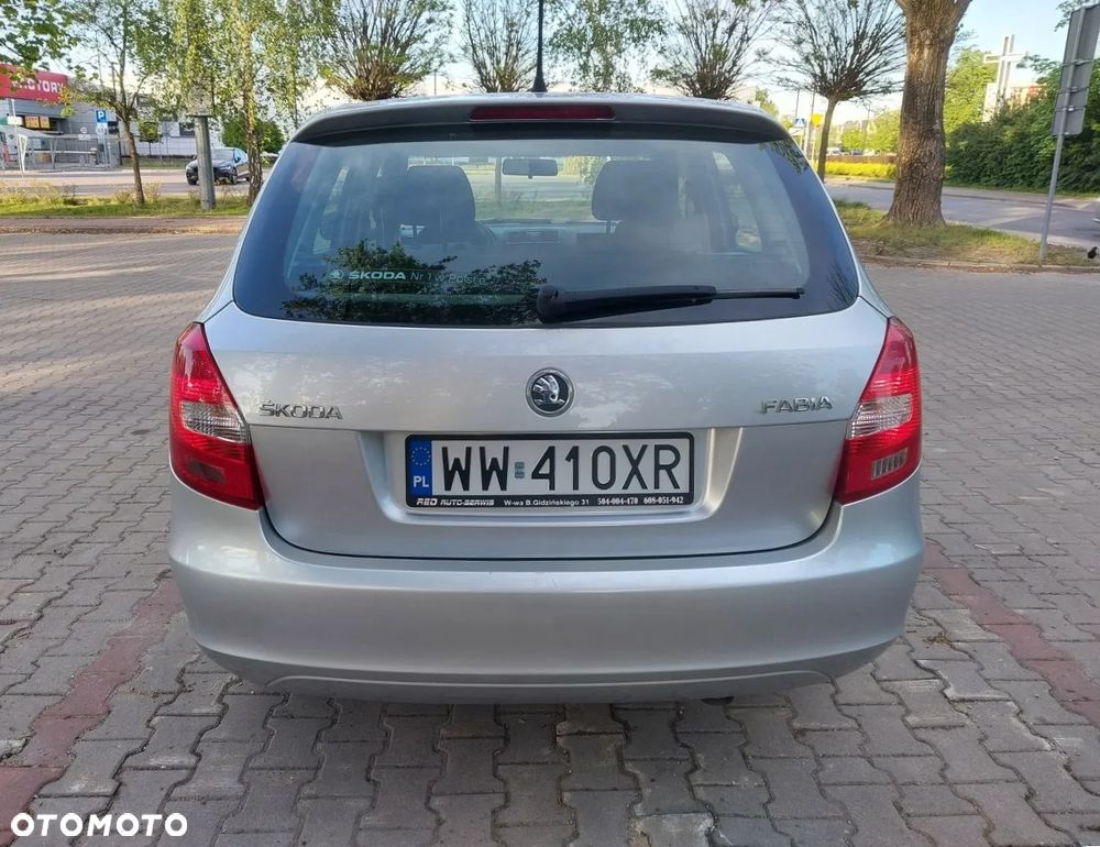 Skoda Fabia 1.4 16V Active - 23