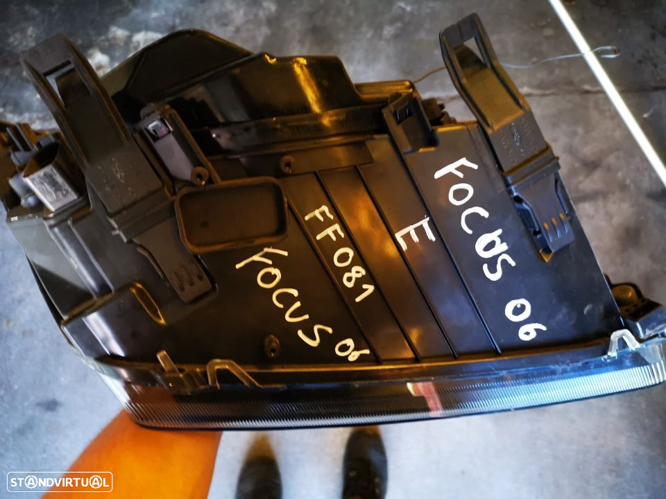 FORD FOCUS II 06 FAROL ESQ FF084 - 4