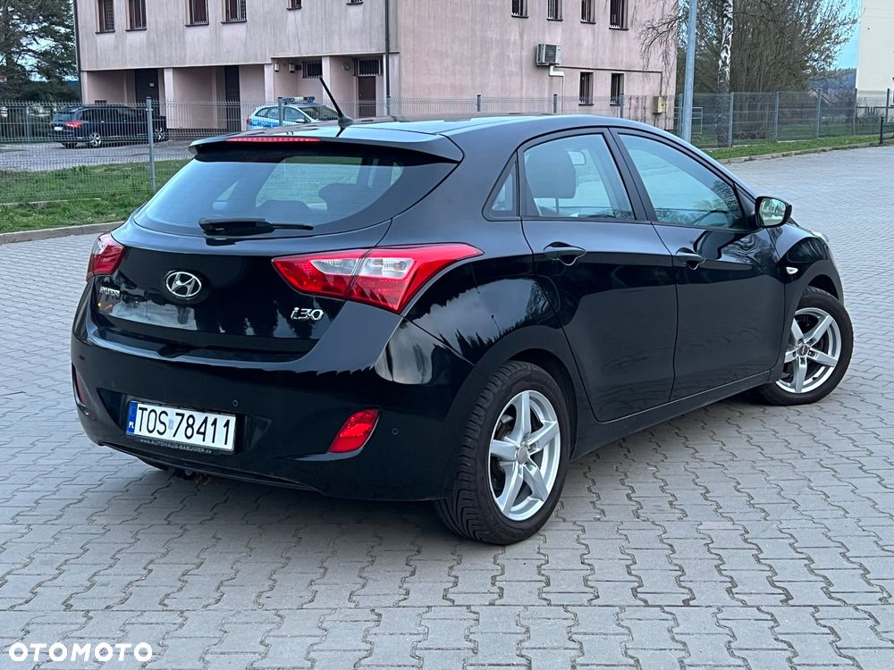 Hyundai i30 1.4 CRDi Trend - 4