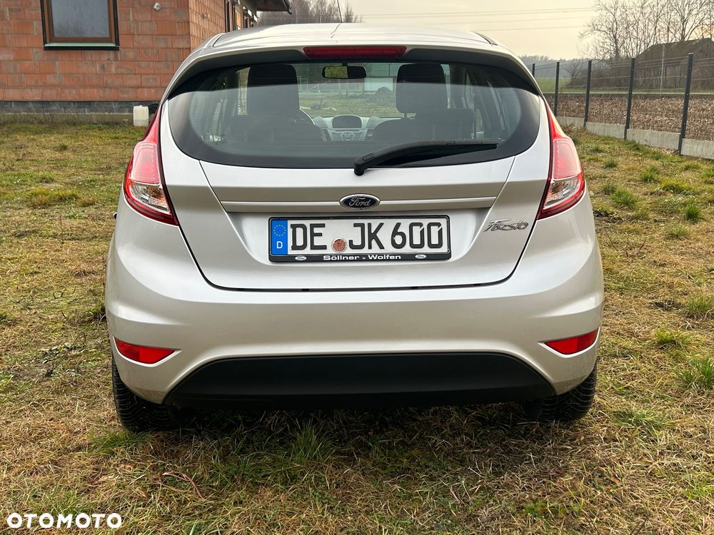 Ford Fiesta - 10