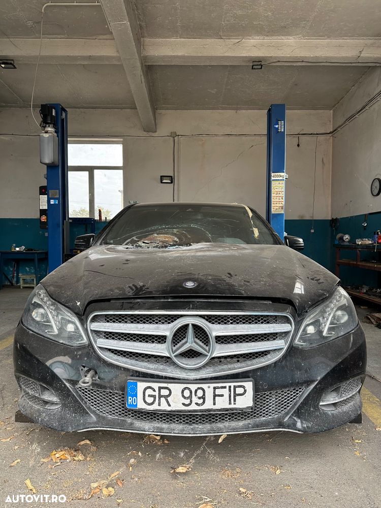 Mercedes-Benz E - 1