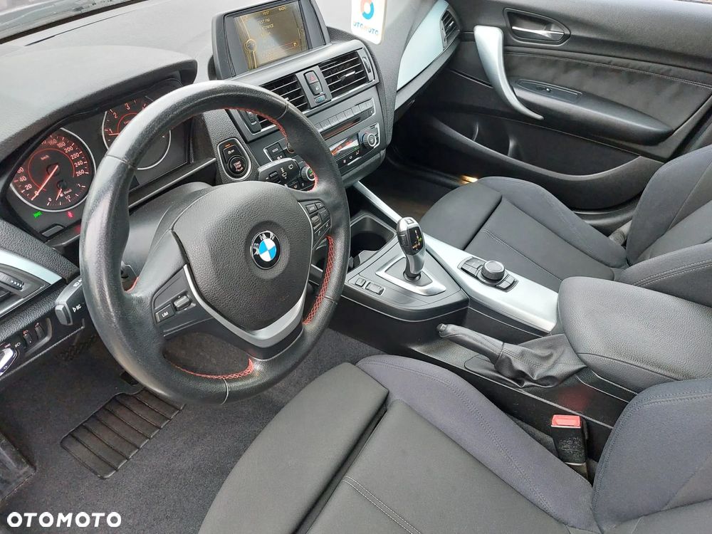 BMW Seria 1 118d Sport Line - 17