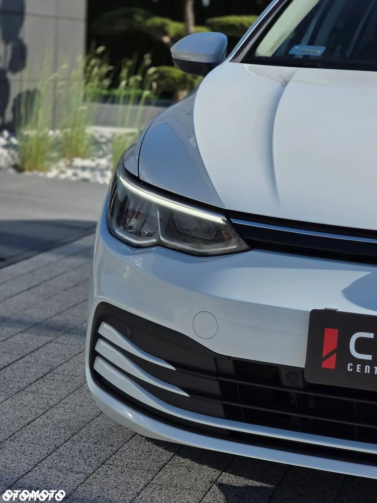 Volkswagen Golf 1.0 TSI BMT Comfortline - 21