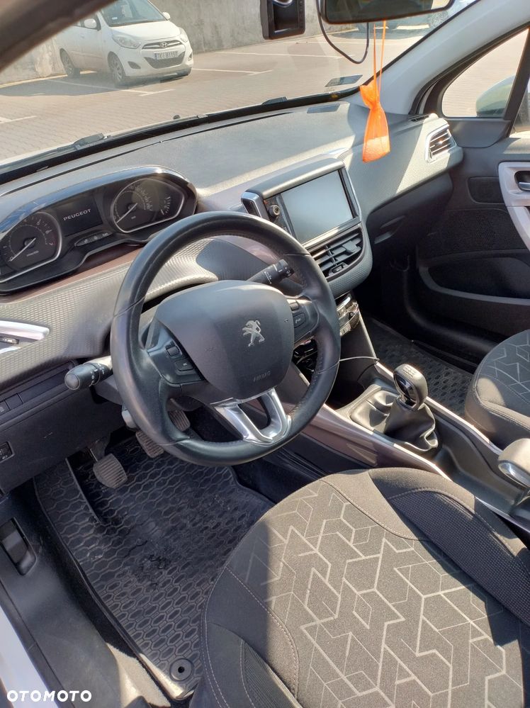 Peugeot 2008 1.6 VTi Allure - 7