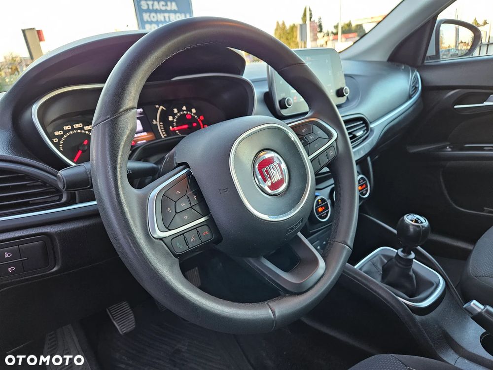 Fiat Tipo 1.4 T-Jet 16v Lounge - 4