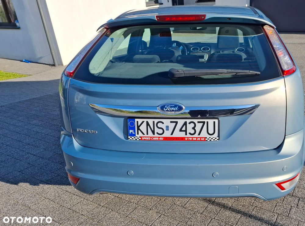 Ford Focus 1.6 16V Ghia - 9