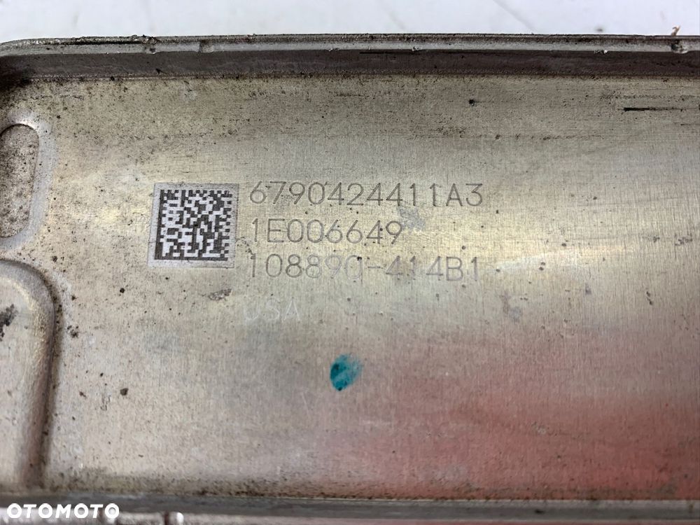 CHARGER DURANGO CHALLENGER PACIFICA 3.6 CHŁODNICA OLEJU 6790424411A3 - 6
