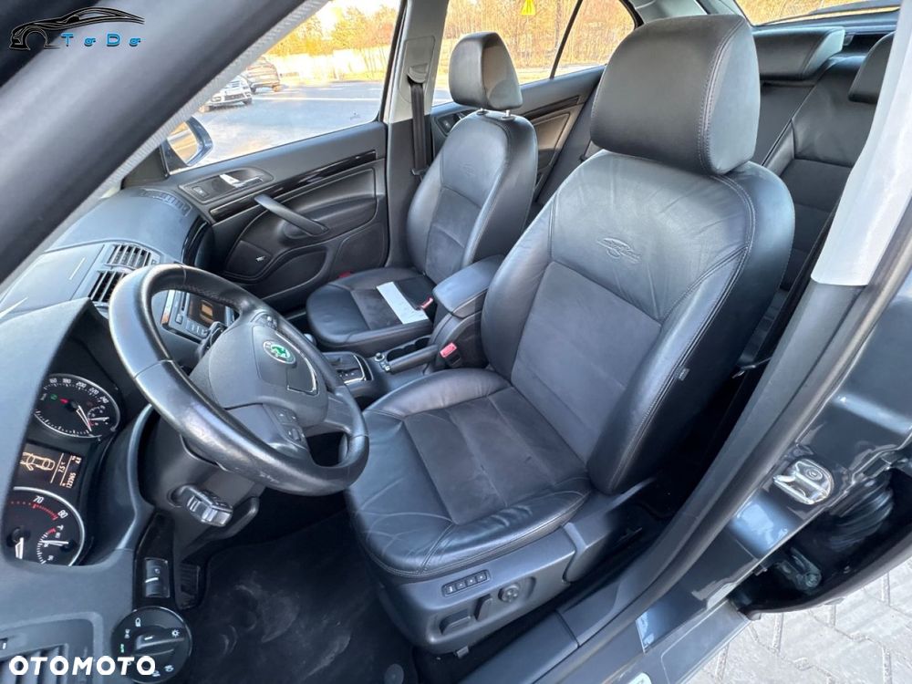 Skoda Octavia 1.8 TSI DSG Laurin & Klement - 24