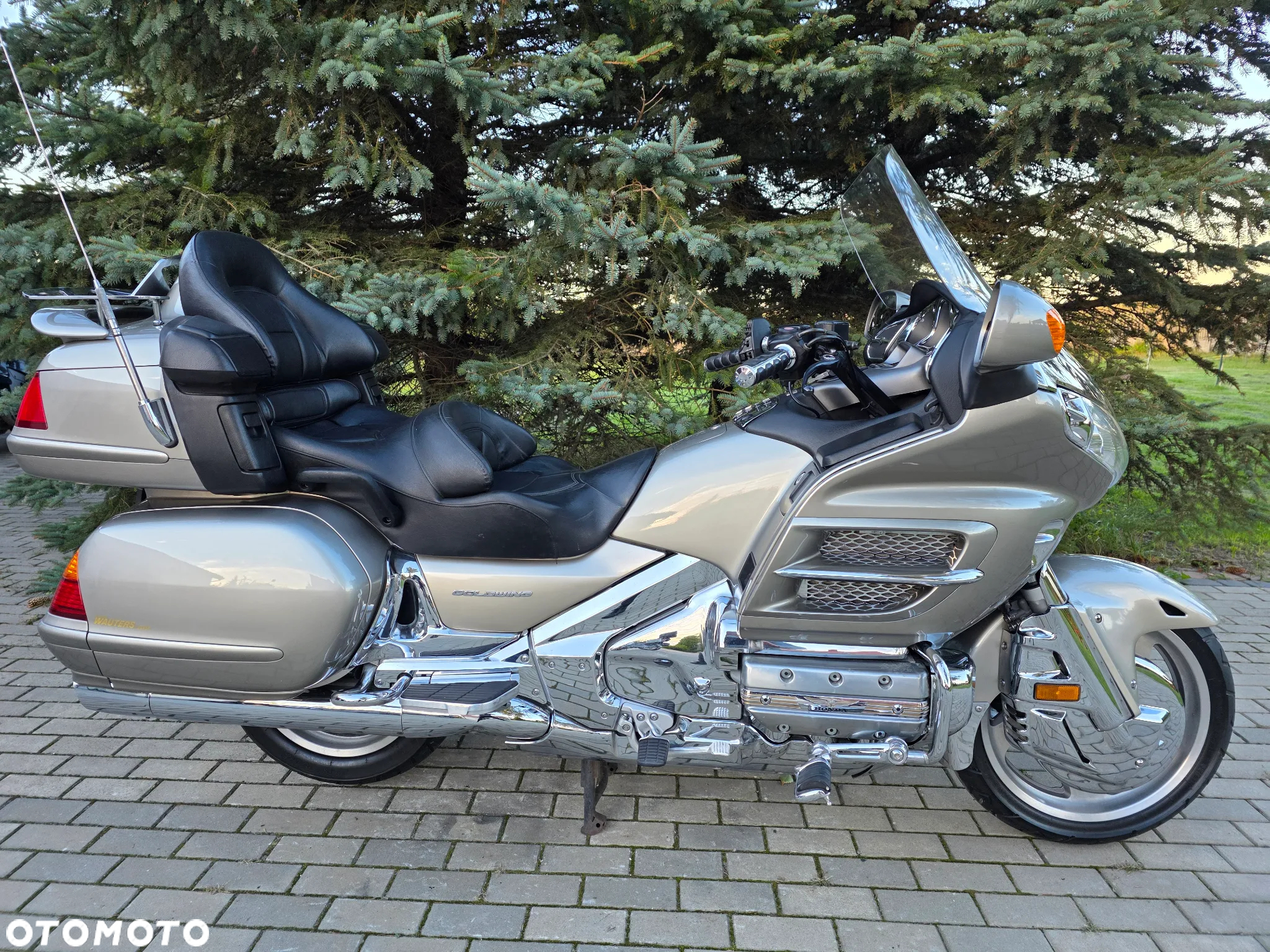 Honda GL - 8