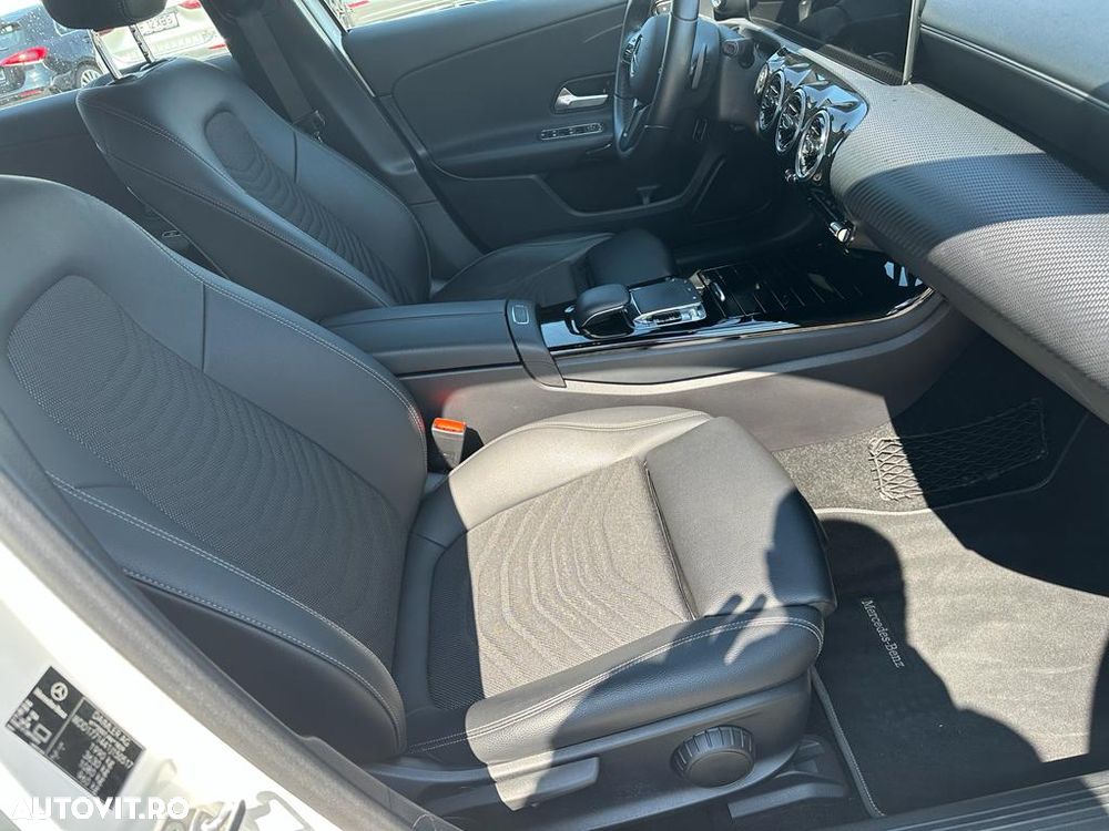 Mercedes-Benz A 220 Sedan Aut. - 3