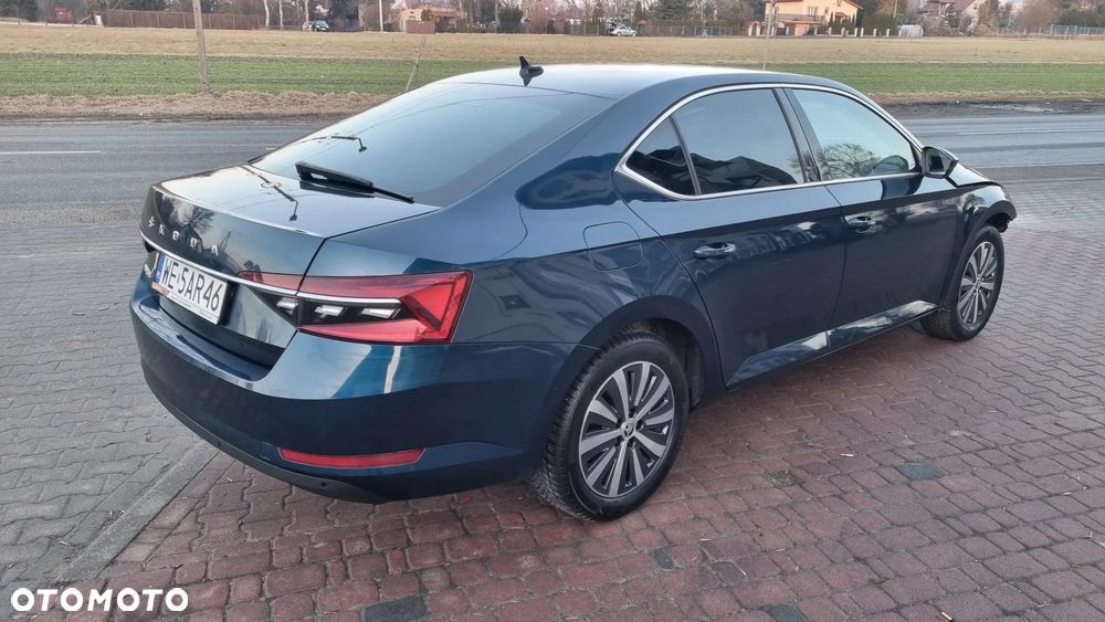 Skoda Superb 1.5 TSI Style DSG - 5