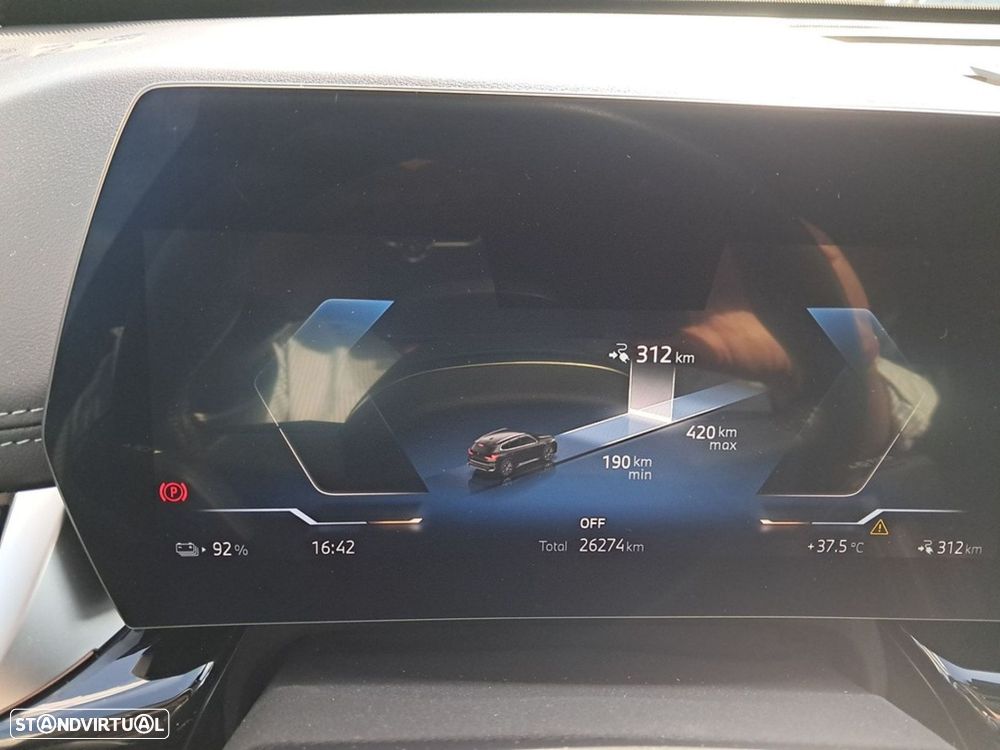 BMW iX1 eDrive20 Pack Desportivo M - 15