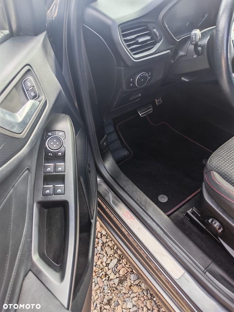 Ford Focus 1.0 EcoBoost ST-Line ASS PowerShift - 23