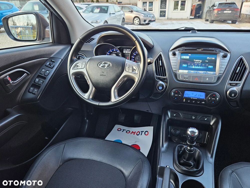 Hyundai ix35 1.6 GDI Premium 2WD - 24