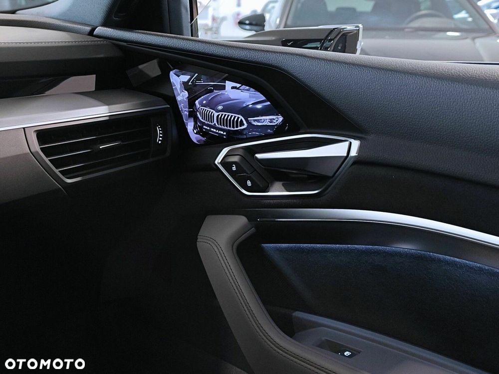 Audi e-tron Sportback 55 Quattro S Line - 26