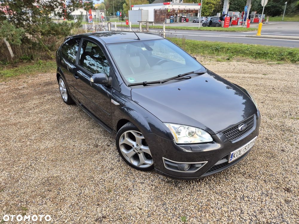 Ford Focus 2.5 ST - 14