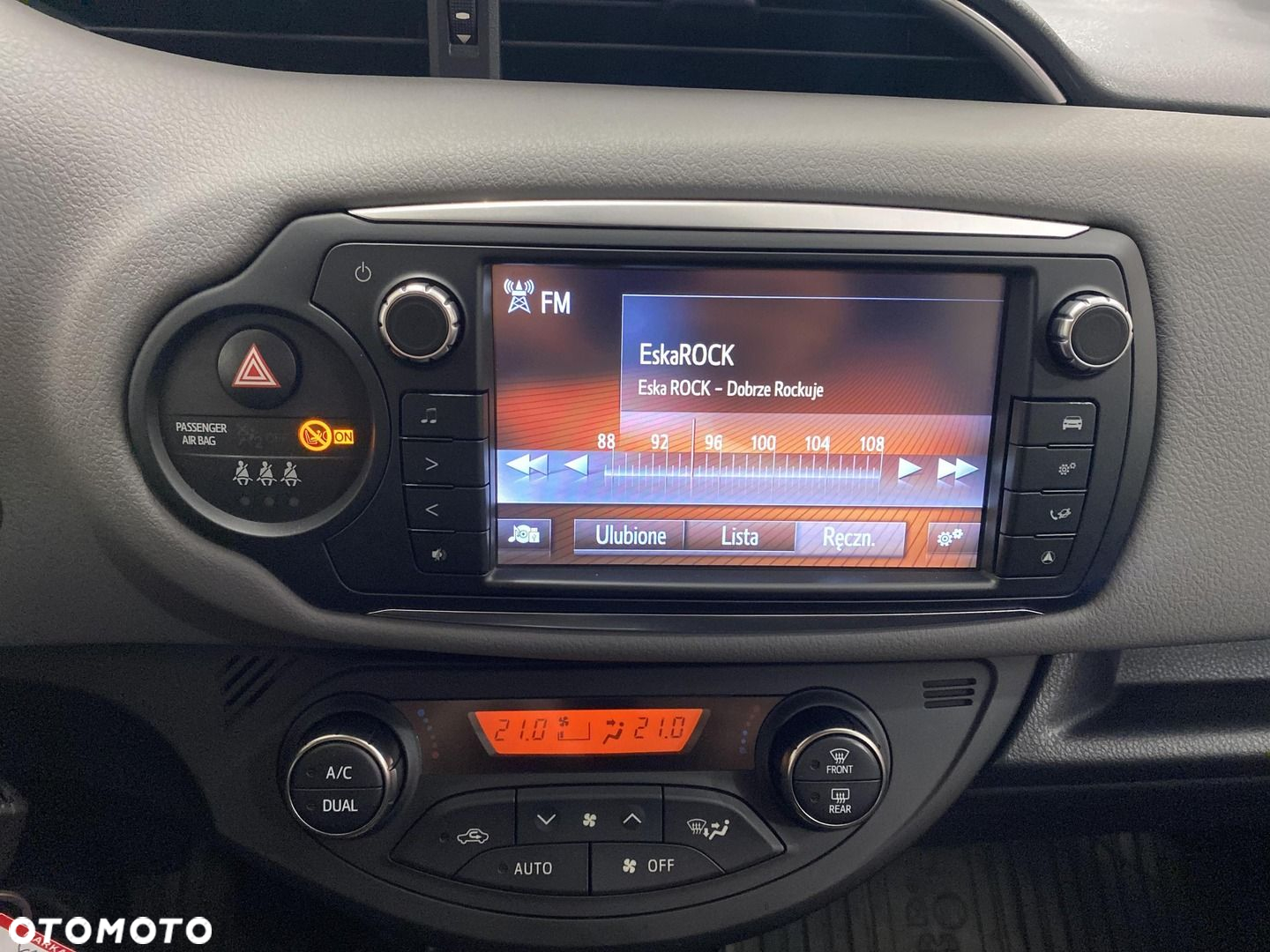 Toyota Yaris - 16