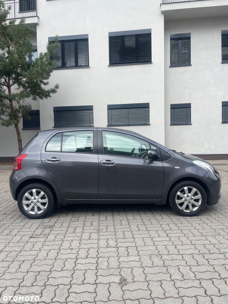 Toyota Yaris 1.3 Sol Premium MM - 6