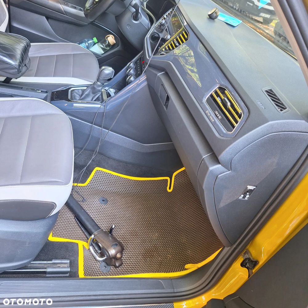 Volkswagen T-Roc 1.5 TSI ACT Premium DSG - 19