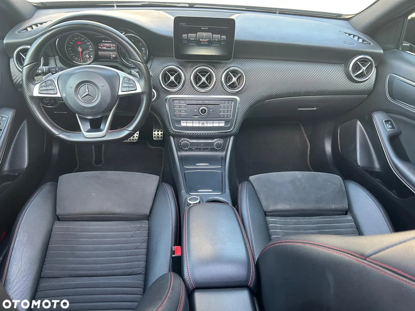 Mercedes-Benz Klasa A 200 CDI 4Matic 7G-DCT AMG Line - 13