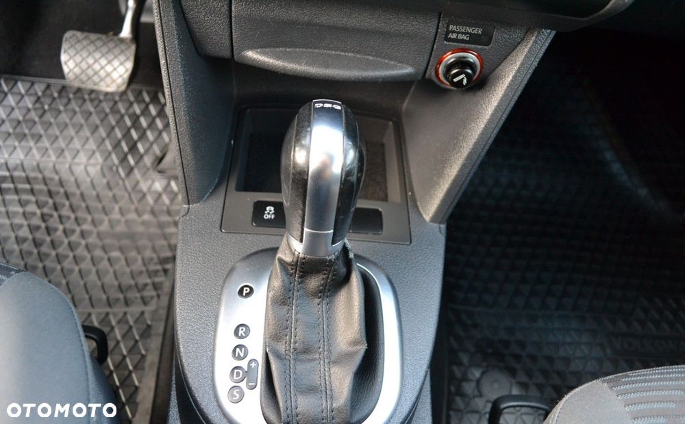 Volkswagen Caddy - 28