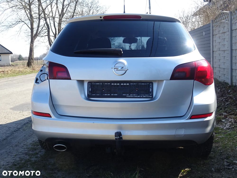 OPEL ASTRA J KOMBI KLAPA TYŁ TYLNA POKRYWA BAGAŻNIKA Z 176 - 4
