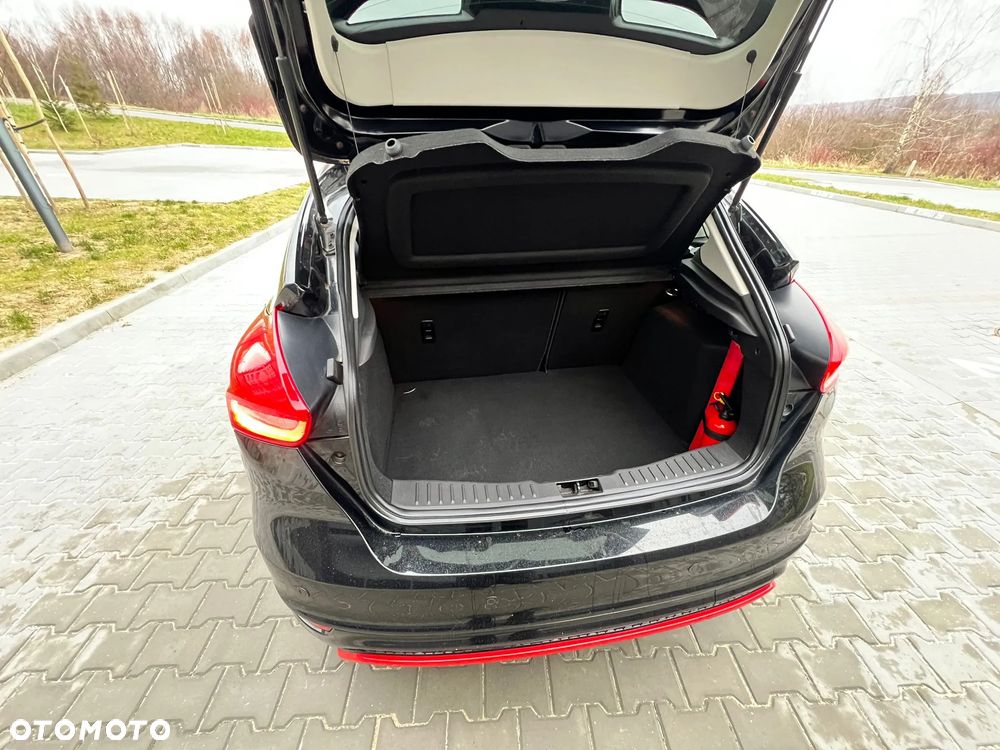 Ford Focus 1.5 EcoBoost Black Edition ASS - 20