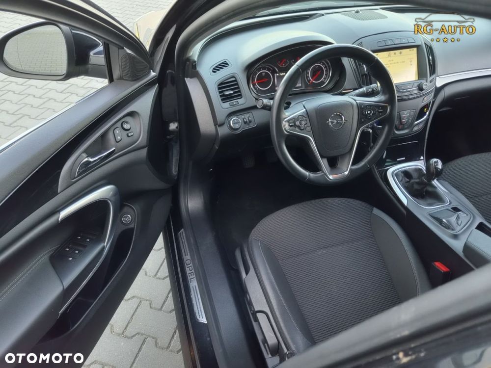 Opel Insignia - 37