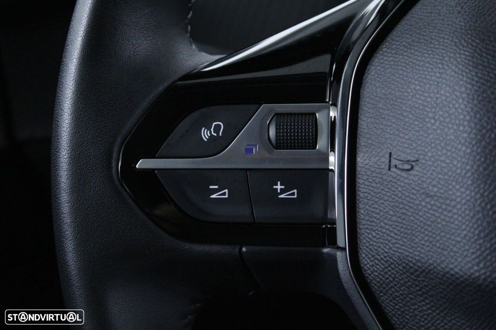 Peugeot e-208 50 kWh Style - 23
