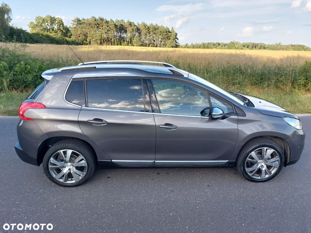 Peugeot 2008 PureTech 110 Stop&Start Allure - 6