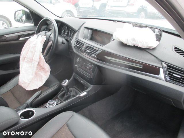 BMW X1 xDrive20d Sport Line - 4